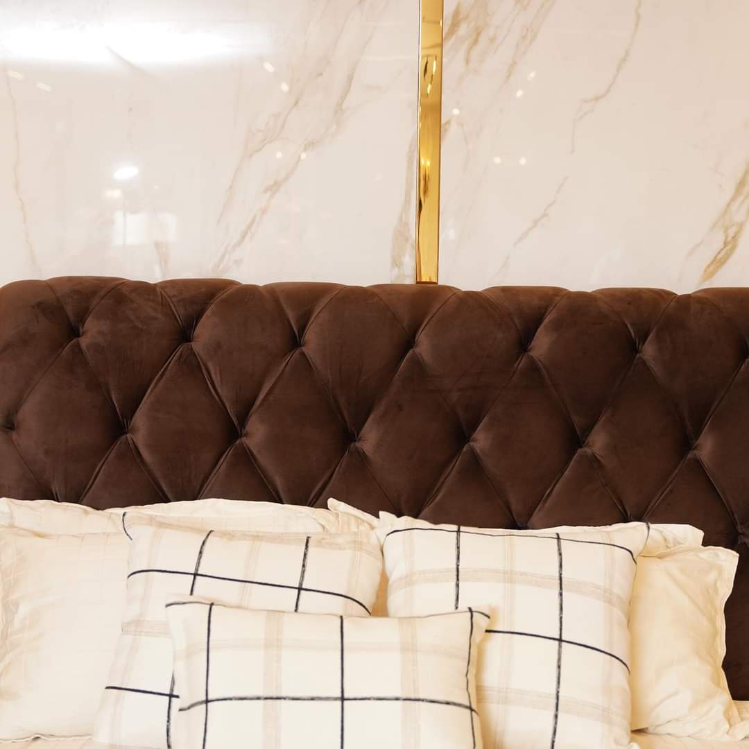 Wooden Calavidon Bed Set