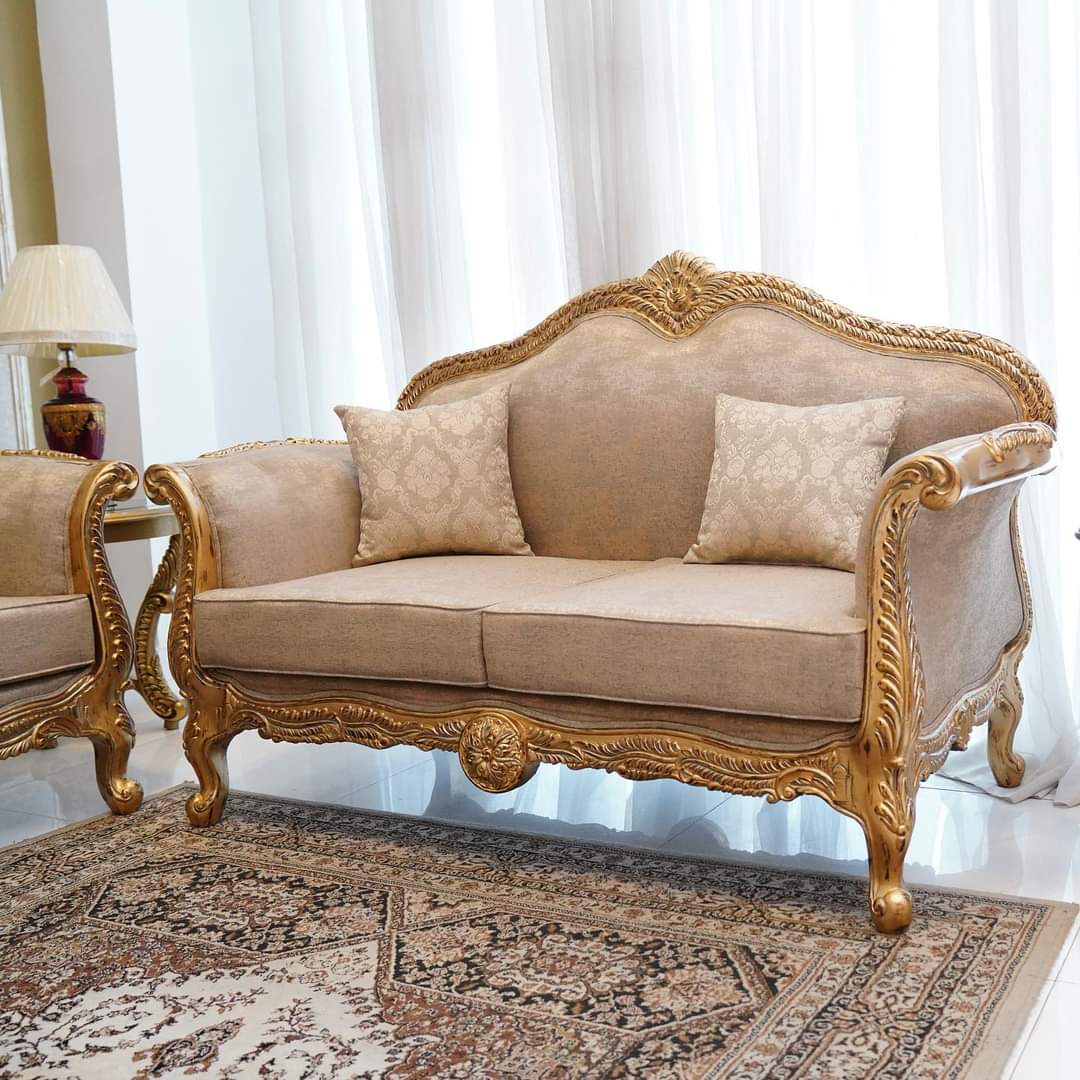 Chenone Sofa Set