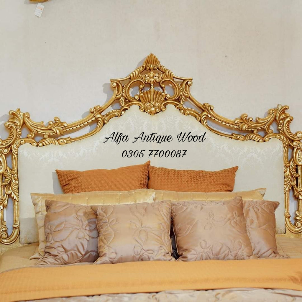 White Gold Crown Bed Set